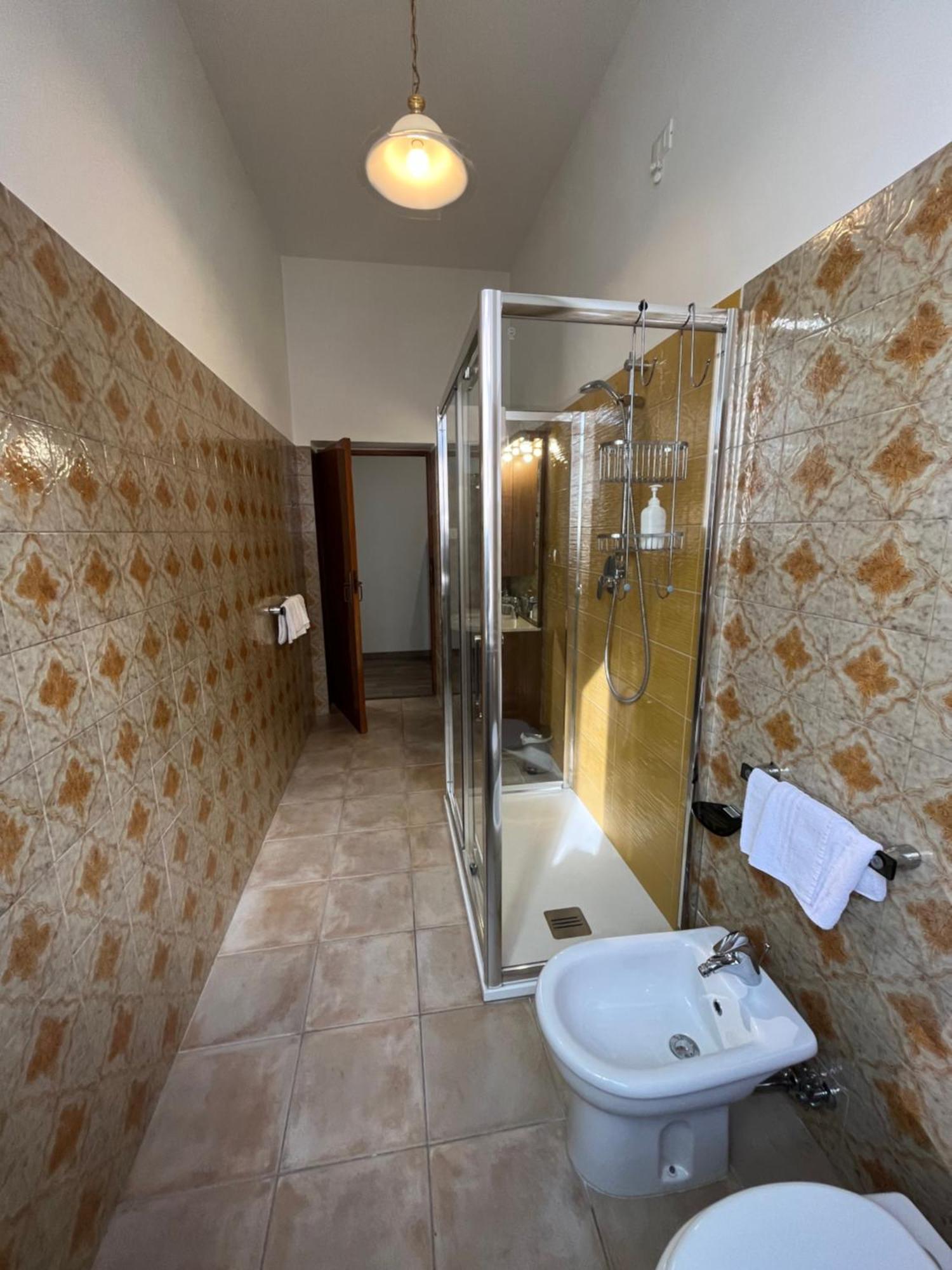 B&B Il Glicine Pescara Centro Екстер'єр фото